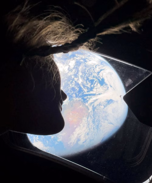 #Breaking මනුෂ්‍ය වර්ගයා පෘථිවියේ සිට අභ්‍යවකාශයේ ගමන් කළ වැඩිම දුර ආර්ටෙමස් 2 වාර්තා කරයි!